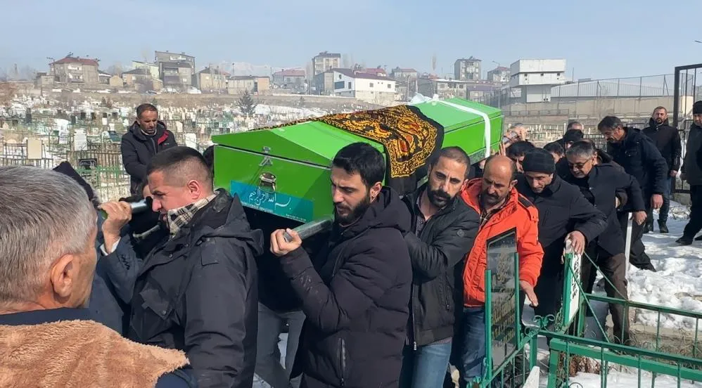 Elektrik akımına kapılan genç kız toprağa verildi