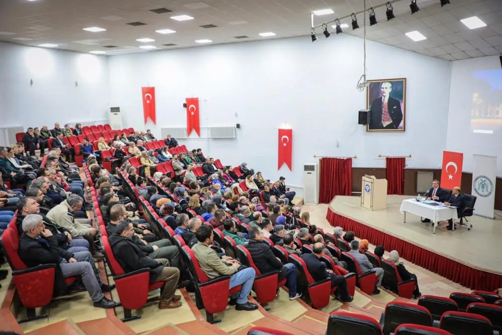 Vali Aydoğdu öğretmenlerle bir araya geldi