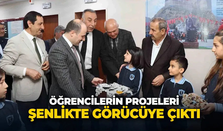 Öğrencilerin projeleri şenlikte görücüye çıktı