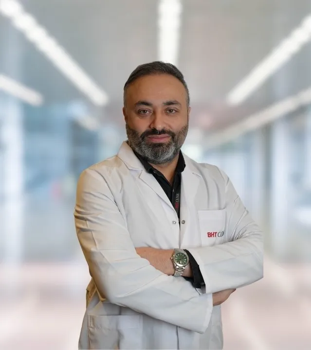 Kronik ağrılara yüksek teknolojiyle çözüm