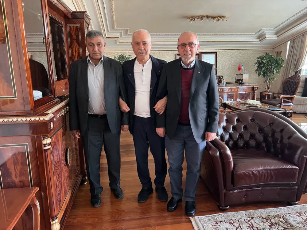 Başkan Dumandağ, iş insanları ve bürokratlarla bir araya geldi