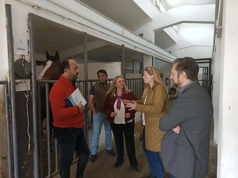 BUÜ’de At Destekli Liderlik ve Koçluk Semineri verildi