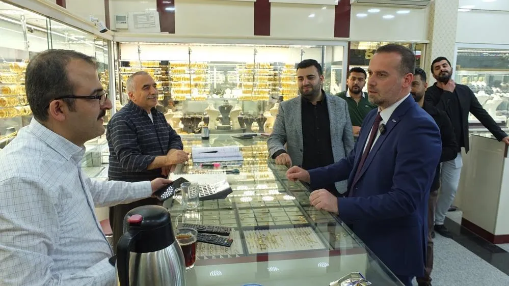 Kapalı Çarşı esnafının taleplerini gündeme taşıdı