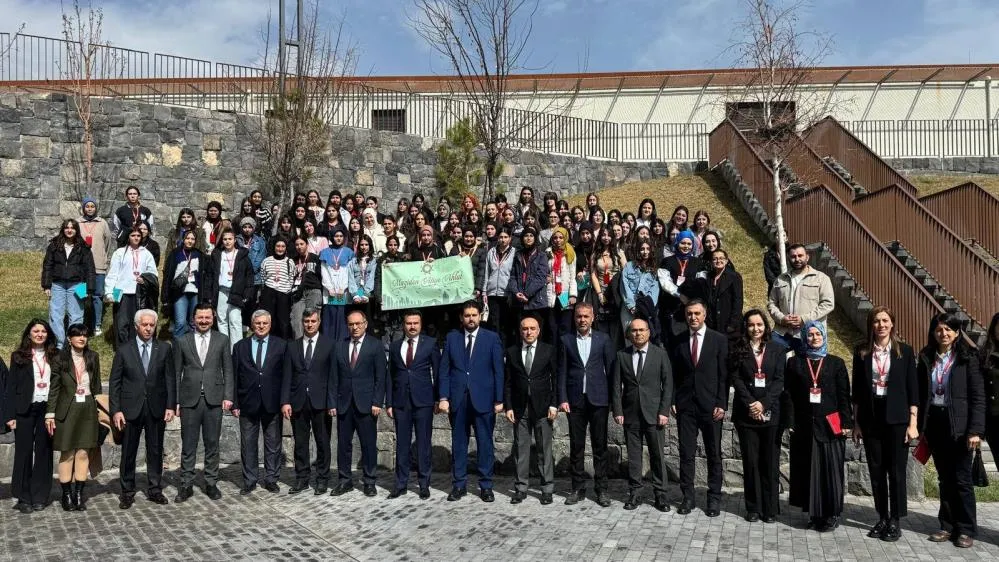 Maziden Atiye Ahlat programı yeniden başladı
