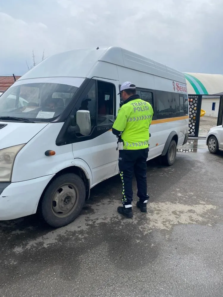 Ağrı’da öğrenci servislerine güvenlik denetimi