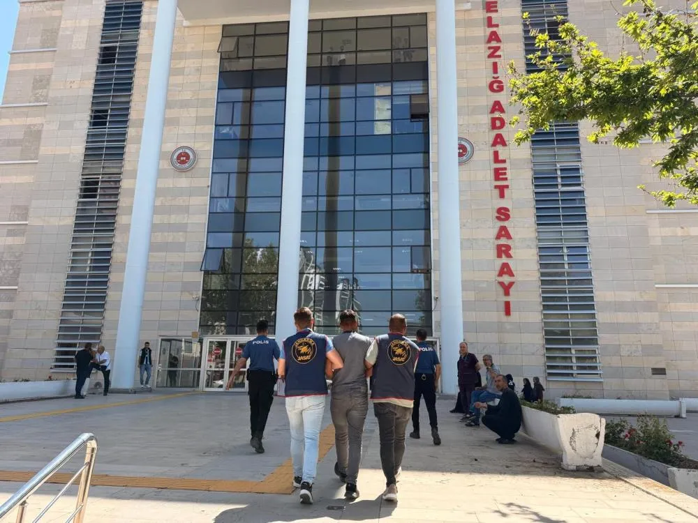 10 evden hırsızlık yapan 2 şüpheli yakalandı