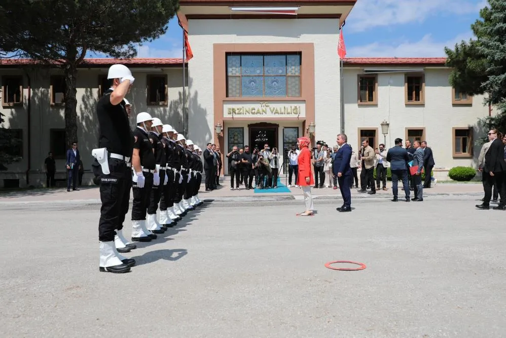 Bakan Göktaş, Erzincan Valiliğini ziyaret etti