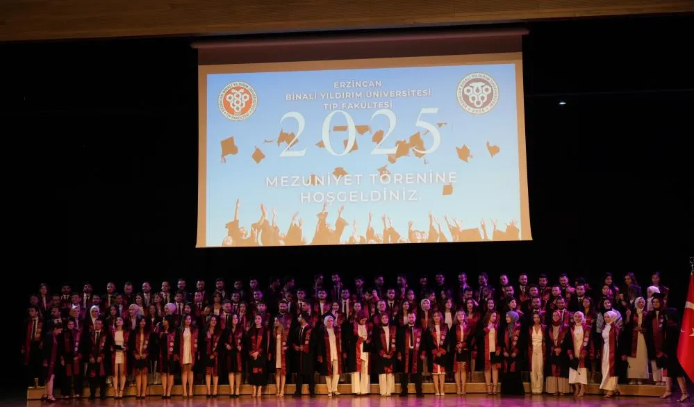 EBYÜ Tıp Fakültesi 12. mezunlarını coşkuyla uğurladı