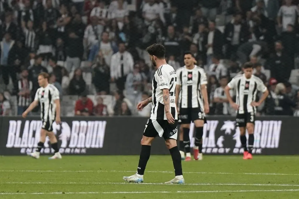 Beşiktaş bu sezon üç kulvarda da istediğini bulamadı