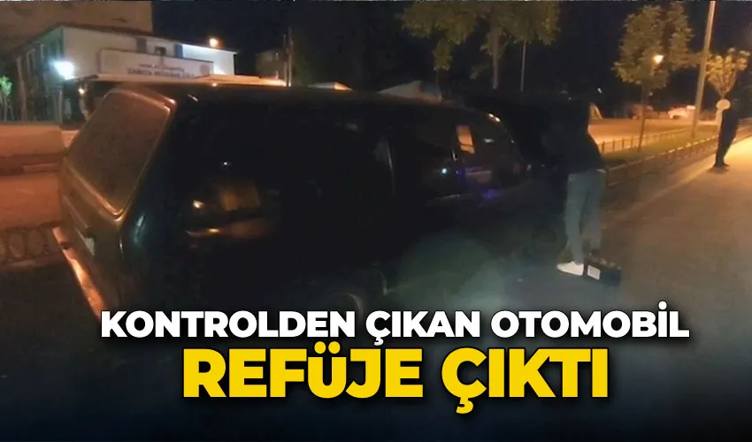 Kıontrolden çıkan otomobil refüje çıktı