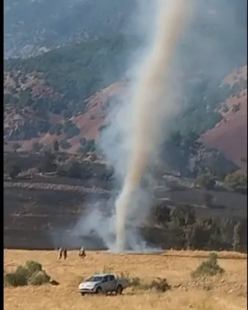 Tunceli’deki yangında çıkan hortum görüntülendi