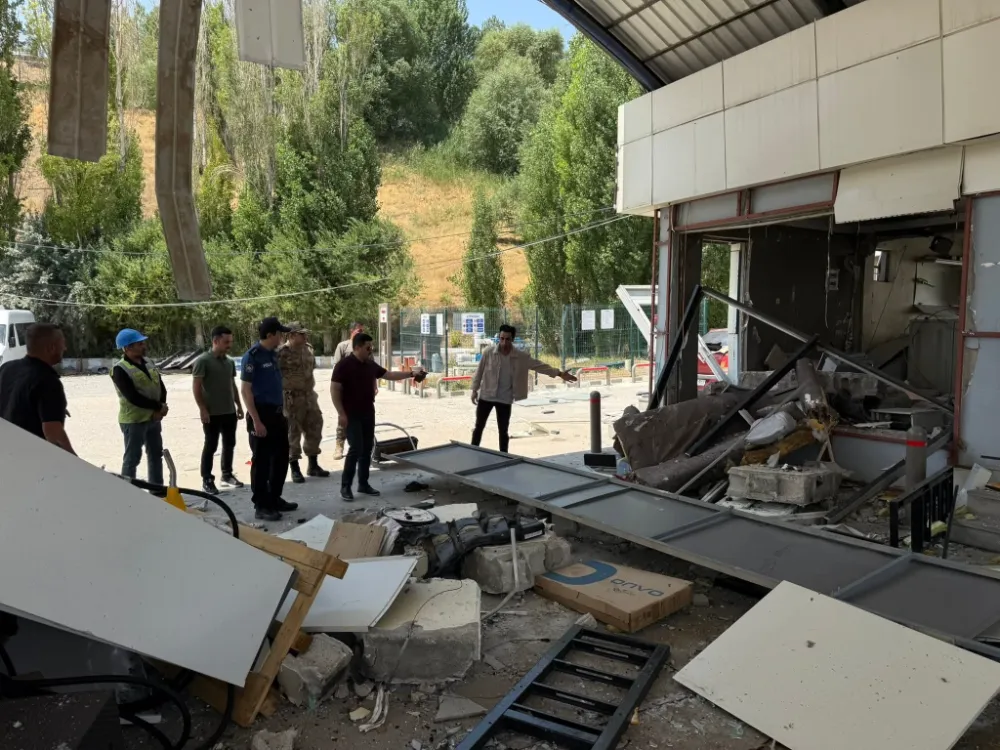 Kaymakamı Bulut, petrol istasyonunda incelemelerde bulundu