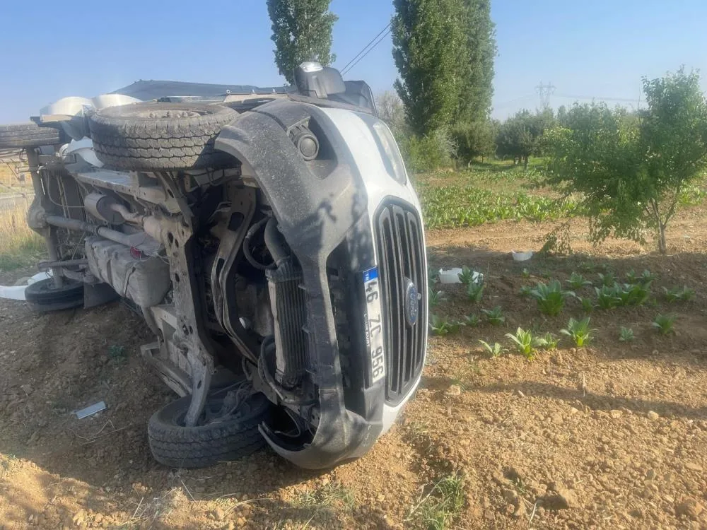 Otomobil ile kamyon çarpıştı; 1 yaralı