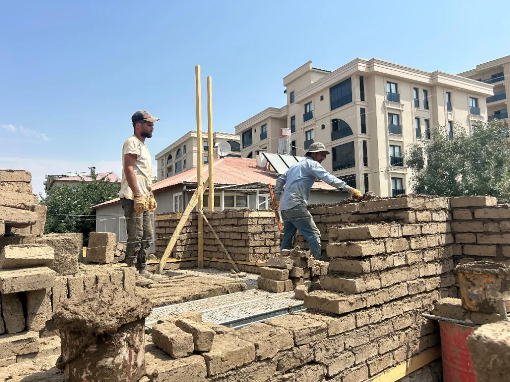 Tahir Paşa Konağı aslına uygun şekilde yeniden inşa ediliyor