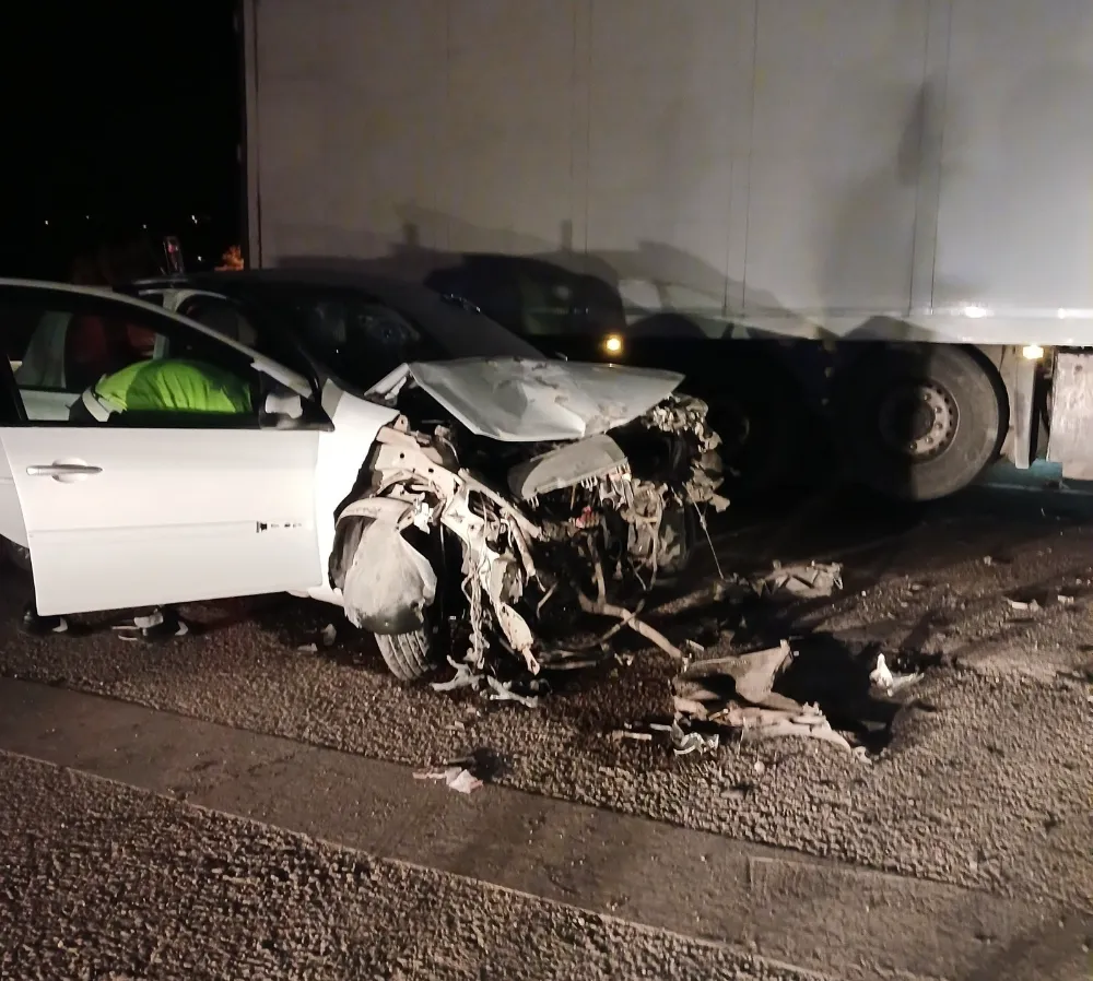 Malatya’da tır ile otomobil çarpıştı: 3 yaralı