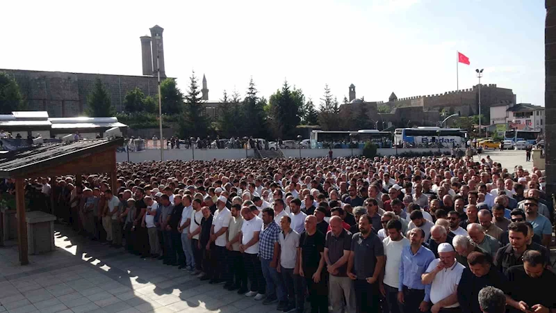 Taner Şancı ve Zafer Lömenler son yolculuğuna dualarla uğurlandı
