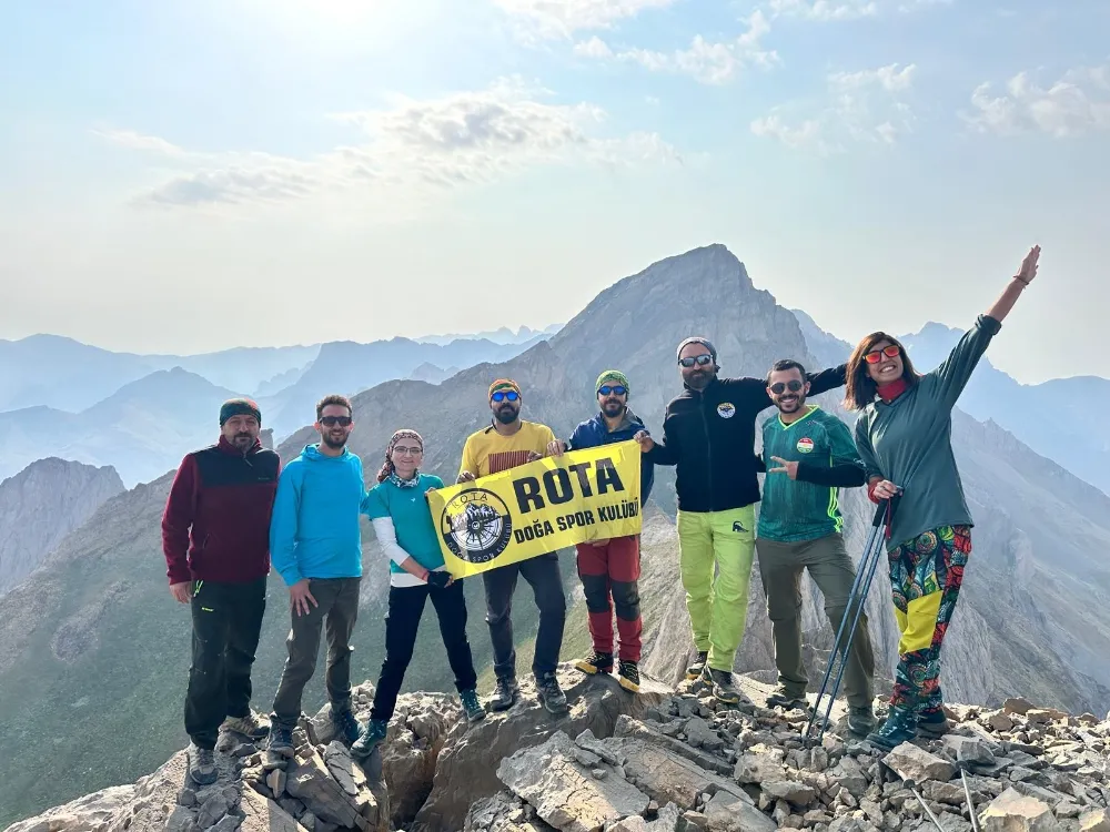 Vanlı dağcılar aynı gün Artos ve Sümbül Dağı