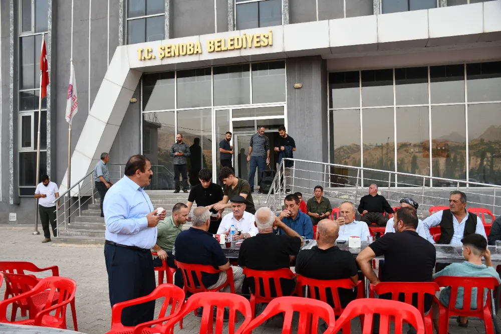 Başkan Babat gençlerle buluşarak sorun ve taleplerini dinledi