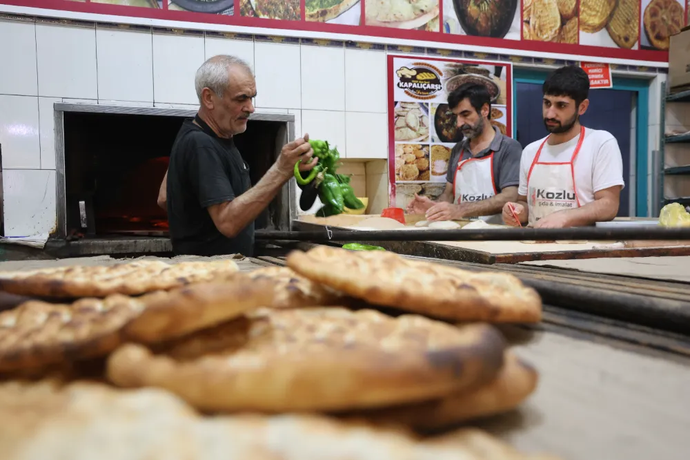 Fırıncıların sıcak havada zorlu 
