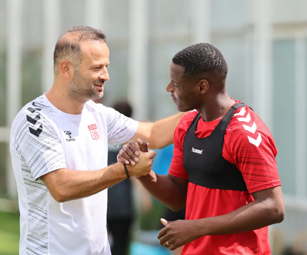 Sivasspor, Erzurumspor FK maçına hazır