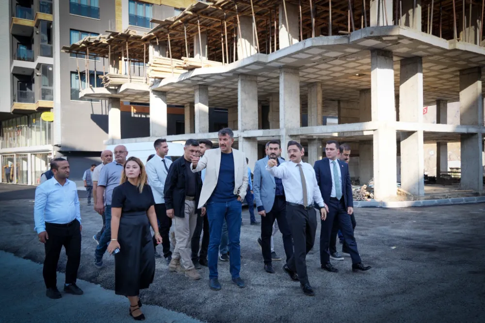 Vali Çelik, hastanenin acil giriş yolunu inceledi