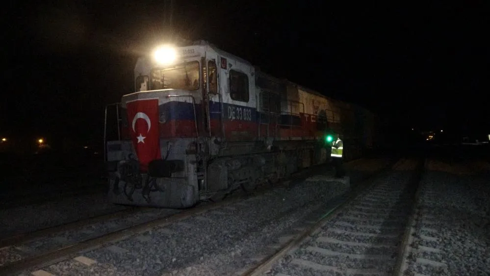 Malatya-Gölbaşı-Narlı-Nurdağı demir yolu hattı hizmete girdi